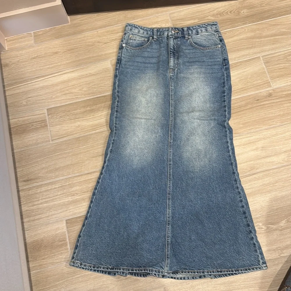 H&M mermaid denim skirt size 10, New Maxi jeans skirt Very pretty H & M - Picture 4 of 16